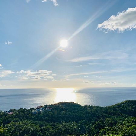 Paradis Au Soleil, Vue Panoramique Sur Mer Bouillante Kültér fotó