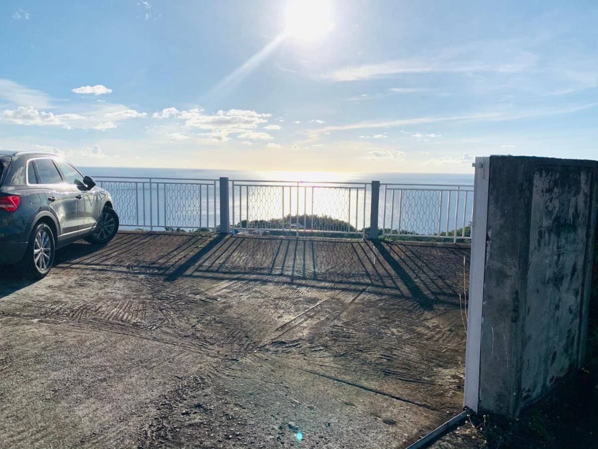 Paradis Au Soleil, Vue Panoramique Sur Mer Bouillante Kültér fotó